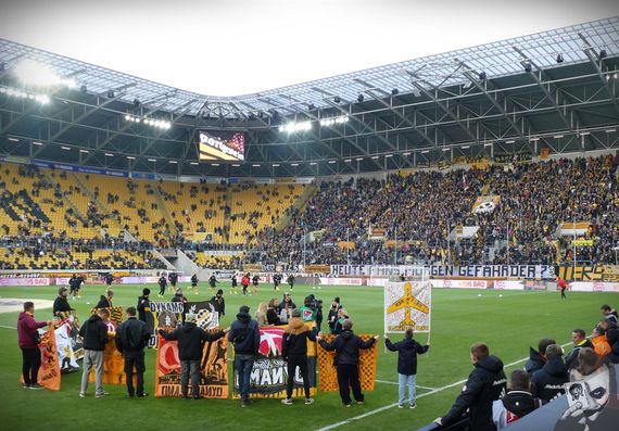 Dynamo Dresden vs FC Ingolstadt 04 (2-0) (3)