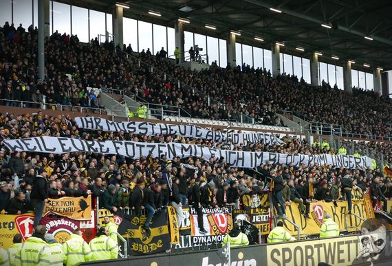 FC St. Pauli vs Dynamo Dresden (1-1) (18)