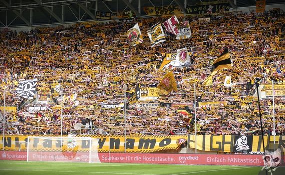 Dynamo Dresden vs SV Darmstadt 98 (4-1) (4)