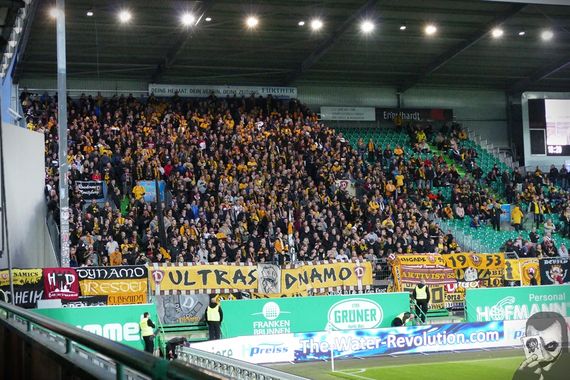 SpVgg Fürth vs Dynamo Dresden (2-0) (2)