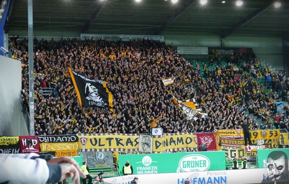 SpVgg Fürth vs Dynamo Dresden (2-0) (5)