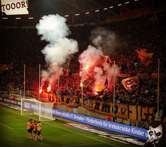 Dynamo Dresden vs SV Wehen Wiesbaden (1-0) (2)