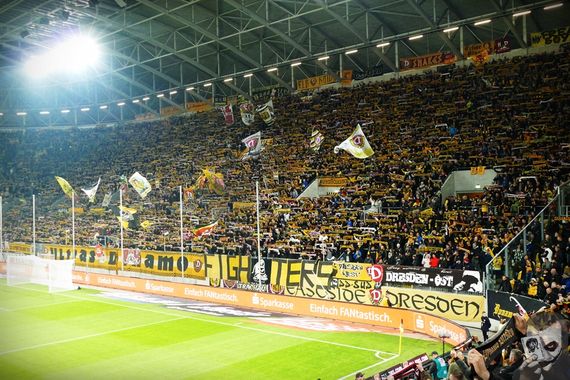 Dynamo Dresden vs SV Wehen Wiesbaden (1-0) (9)