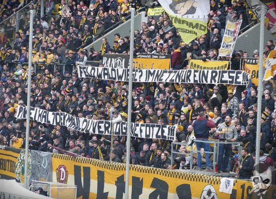 Dynamo Dresden vs Holstein Kiel (1-2) (8)