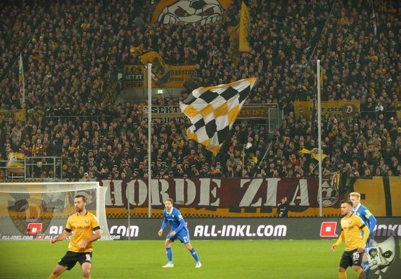 Dynamo Dresden vs SV Darmstadt 98 (2-3) (8)