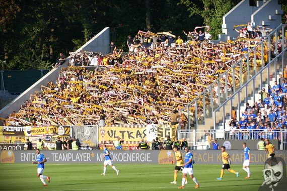 SV Darmstadt 98 vs Dynamo Dresden (0-0) (3)