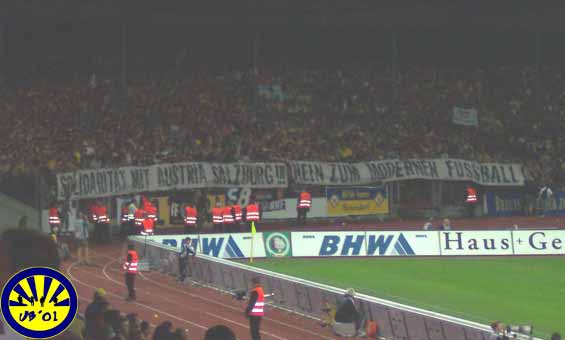 Eintracht Braunschweig vs Borussia Dortmund (2-1) (9)