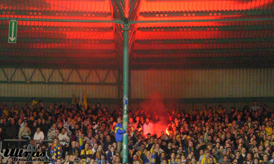 Eintracht Braunschweig vs SpVgg Unterhaching (2-3) (2)