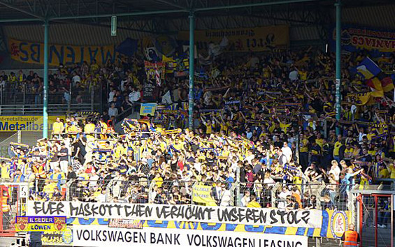 Eintracht Braunschweig vs Wacker Burghausen (3-1) (1)