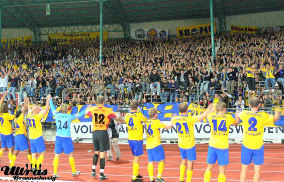Eintracht Braunschweig vs TSV 1860 München (2-0) (6)