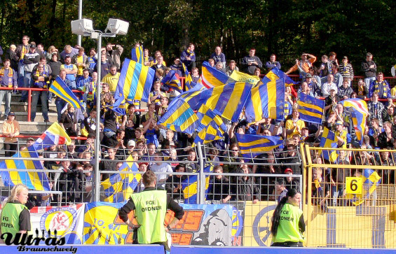FC Erzgebirge Aue vs Eintracht Braunschweig (3-0) (2)