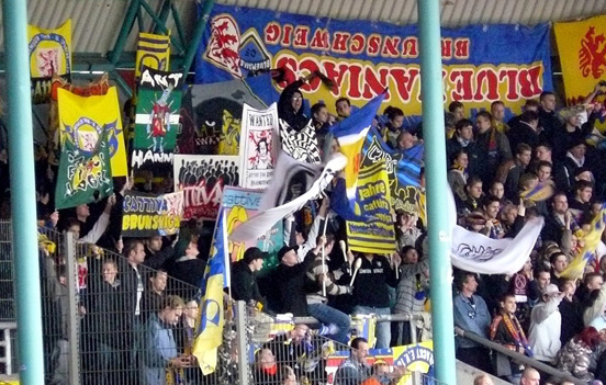 Eintracht Braunschweig vs Rot-Weiß Oberhausen (2-1) (17)
