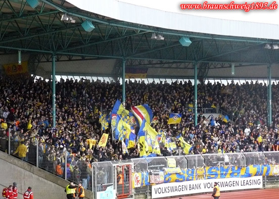 Eintracht Braunschweig vs FC Rot-Weiß Erfurt (3-2) (3)
