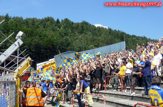 FC Erzgebirge Aue vs Eintracht Braunschweig (0-2) (2)