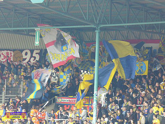 Eintracht Braunschweig vs Wacker Burghausen (2-0) (2)