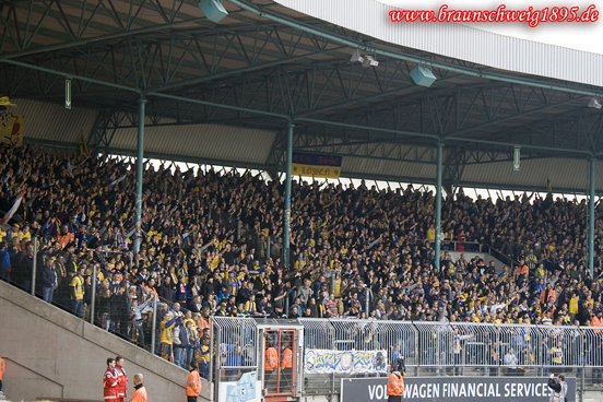 Eintracht Braunschweig vs Wacker Burghausen (2-0) (9)