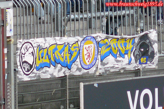 Eintracht Braunschweig vs Wacker Burghausen (2-0) (11)