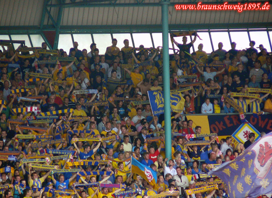 Eintracht Braunschweig vs FC Rot-Weiß Erfurt (1-1) (10)