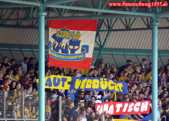 Eintracht Braunschweig vs FC Rot-Weiß Erfurt (1-1) (11)