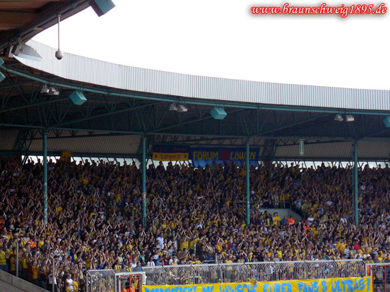 Eintracht Braunschweig vs FC Rot-Weiß Erfurt (1-1) (15)