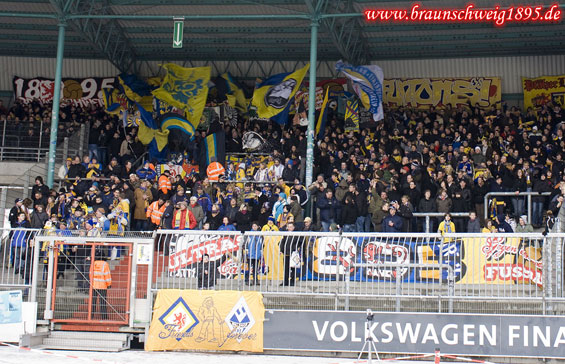 Eintracht Braunschweig vs Kickers Emden (2-1) (5)