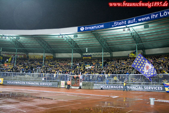Eintracht Braunschweig vs VfB Stuttgart II (2-0) (2)