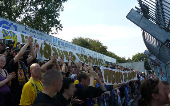 Kickers Emden vs Eintracht Braunschweig (1-0) (2)