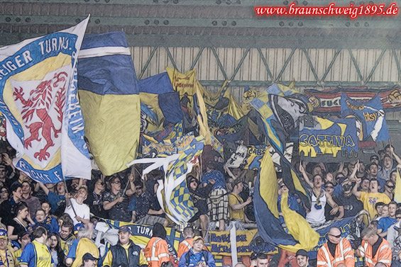 Eintracht Braunschweig vs VfR Aalen (2-0) (7)