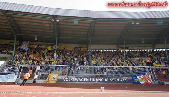 Eintracht Braunschweig vs VfR Aalen (2-0) (11)