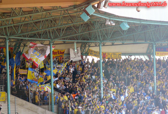 Eintracht Braunschweig vs Offenbacher FC Kickers (4-0) (12)