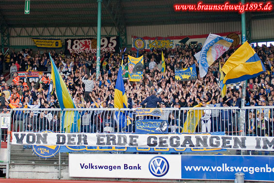 Eintracht Braunschweig vs 1. FC Heidenheim (1-1) (5)