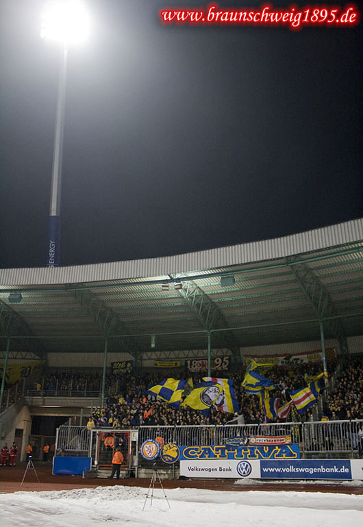 Eintracht Braunschweig vs Wacker Burghausen (1-0) (4)