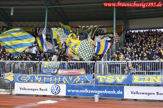 Eintracht Braunschweig vs SpVgg Unterhaching (1-0) (2)