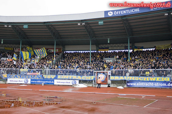 Eintracht Braunschweig vs SpVgg Unterhaching (1-0) (4)