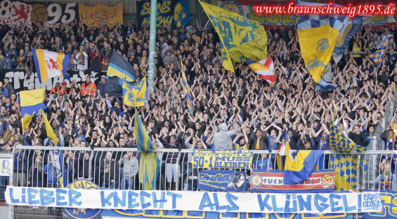 Eintracht Braunschweig vs Dynamo Dresden (0-1) (9)