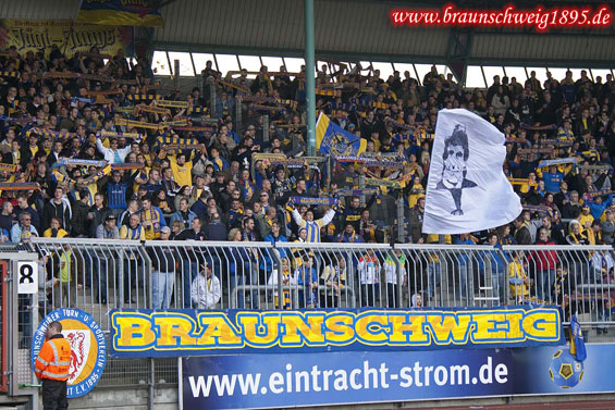 Eintracht Braunschweig vs Wuppertaler SV Borussia (3-0) (1)