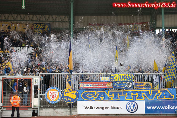 Eintracht Braunschweig vs Wuppertaler SV Borussia (3-0) (2)
