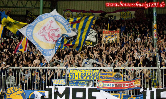 Eintracht Braunschweig vs SV Wehen Wiesbaden (3-1) (9)