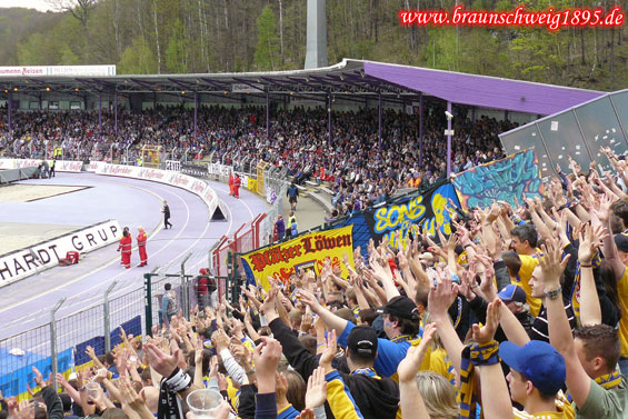 FC Erzgebirge Aue vs Eintracht Braunschweig (2-1) (4)