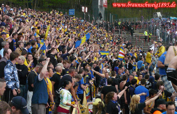 FC Erzgebirge Aue vs Eintracht Braunschweig (2-1) (7)