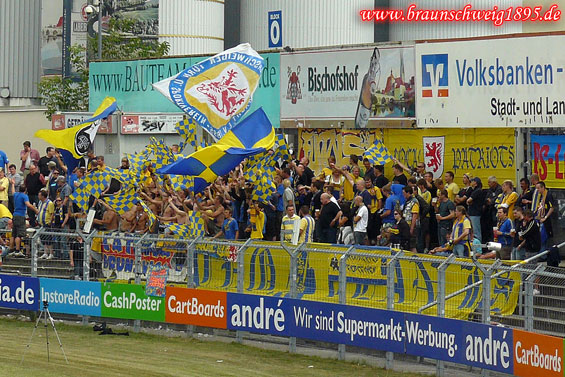 SSV Jahn Regensburg vs Eintracht Braunschweig (1-0) (1)
