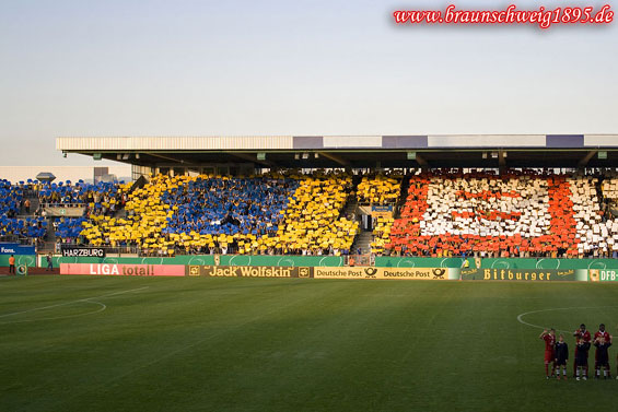 Eintracht Braunschweig vs 1. FC Kaiserslautern (0-1) (4)