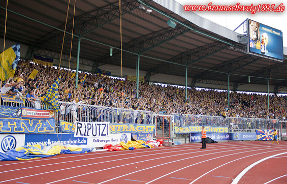 Eintracht Braunschweig vs Dynamo Dresden (2-1) (11)