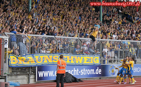 Eintracht Braunschweig vs Dynamo Dresden (2-1) (12)