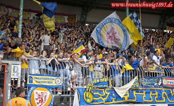 Eintracht Braunschweig vs Dynamo Dresden (2-1) (13)