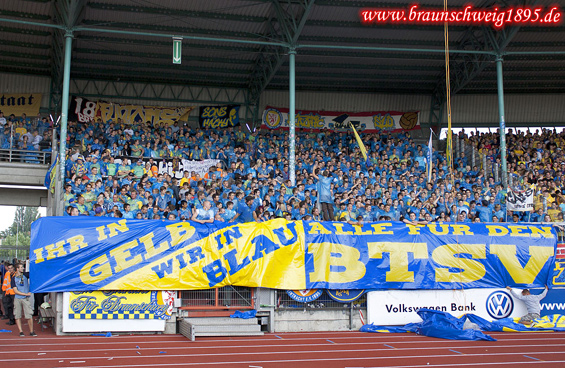 Eintracht Braunschweig vs Dynamo Dresden (2-1) (15)
