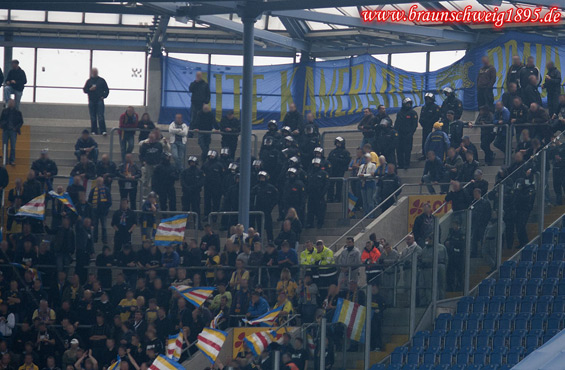 FC Hansa Rostock vs Eintracht Braunschweig (2-1) (10)
