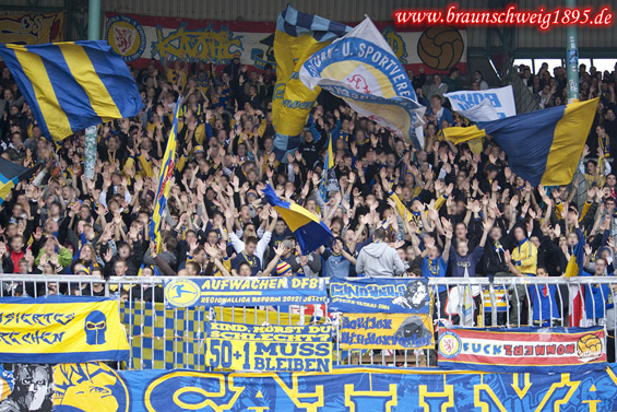 Eintracht Braunschweig vs TuS Koblenz (4-1) (3)