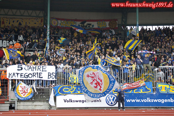 Eintracht Braunschweig vs TuS Koblenz (4-1) (7)