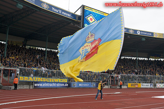 Eintracht Braunschweig vs TuS Koblenz (4-1) (10)